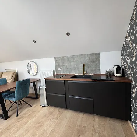 Modern Renoviertes Am Luisenhof *
