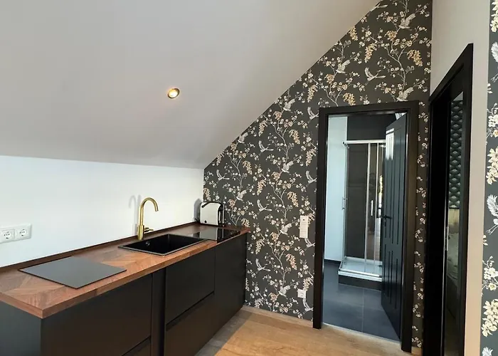 Modern Renoviertes Am Luisenhof *