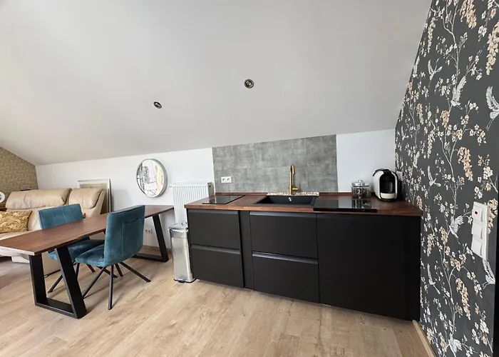 Modern Renoviertes Am Luisenhof *